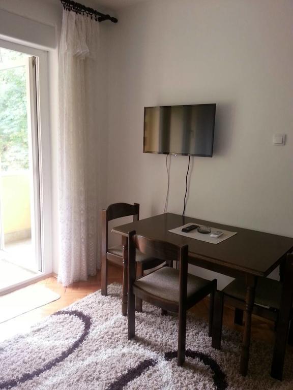 Apartman Vukica Διαμέρισμα Τρέμπινιε Εξωτερικό φωτογραφία